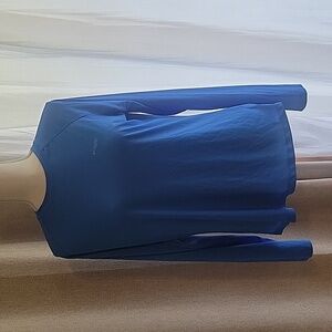 Columbia PFG long sleeve fishing shirt. Fish flag on the back.